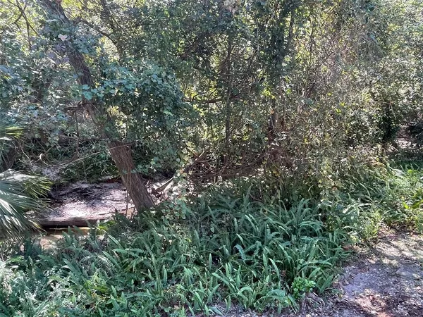 $3,000 | 2001 Northwest 15 Avenue, Gainesville, FL 32605