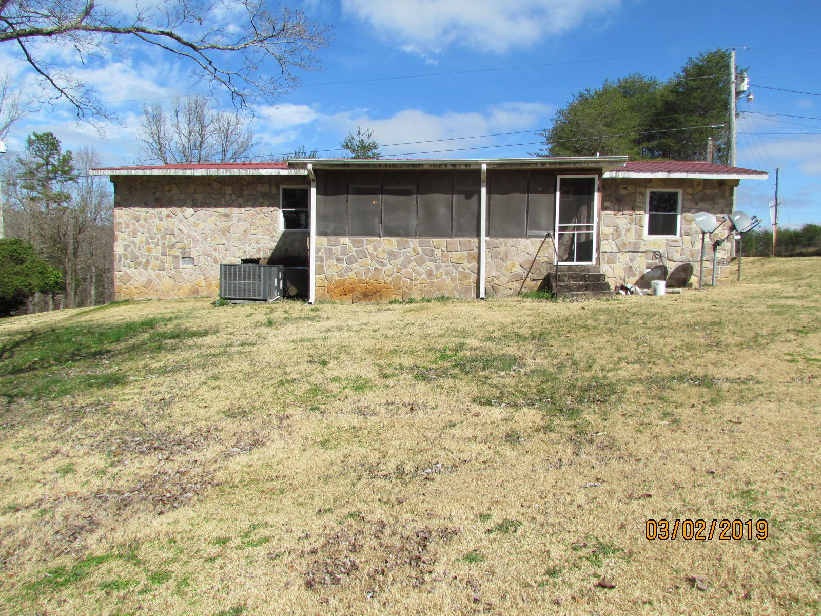323 Roddy Road Spring City, TN 37381 - Photo 29 of 33 back2