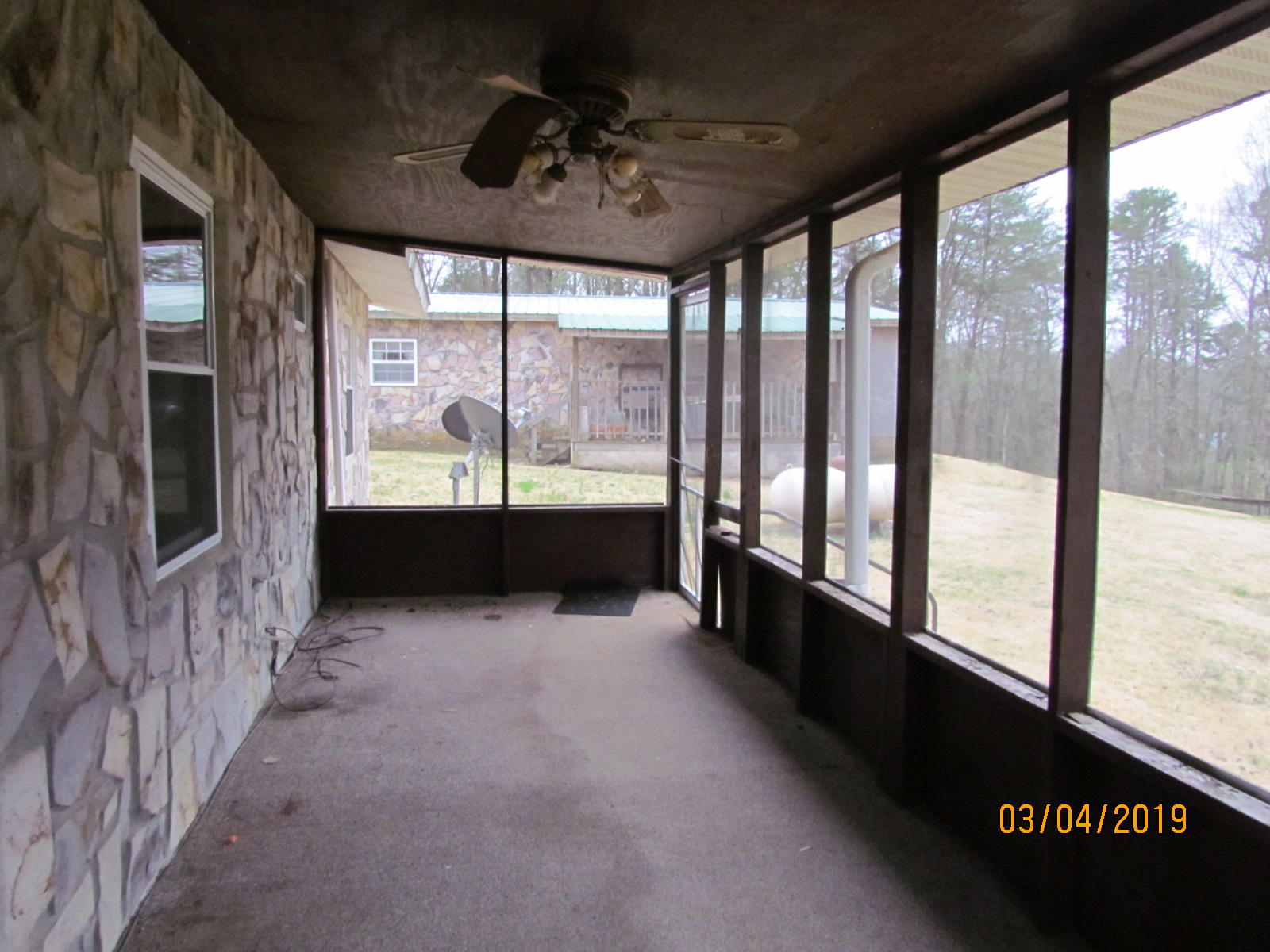 323 Roddy Road Spring City, TN 37381 - Photo 30 of 33 backporch1