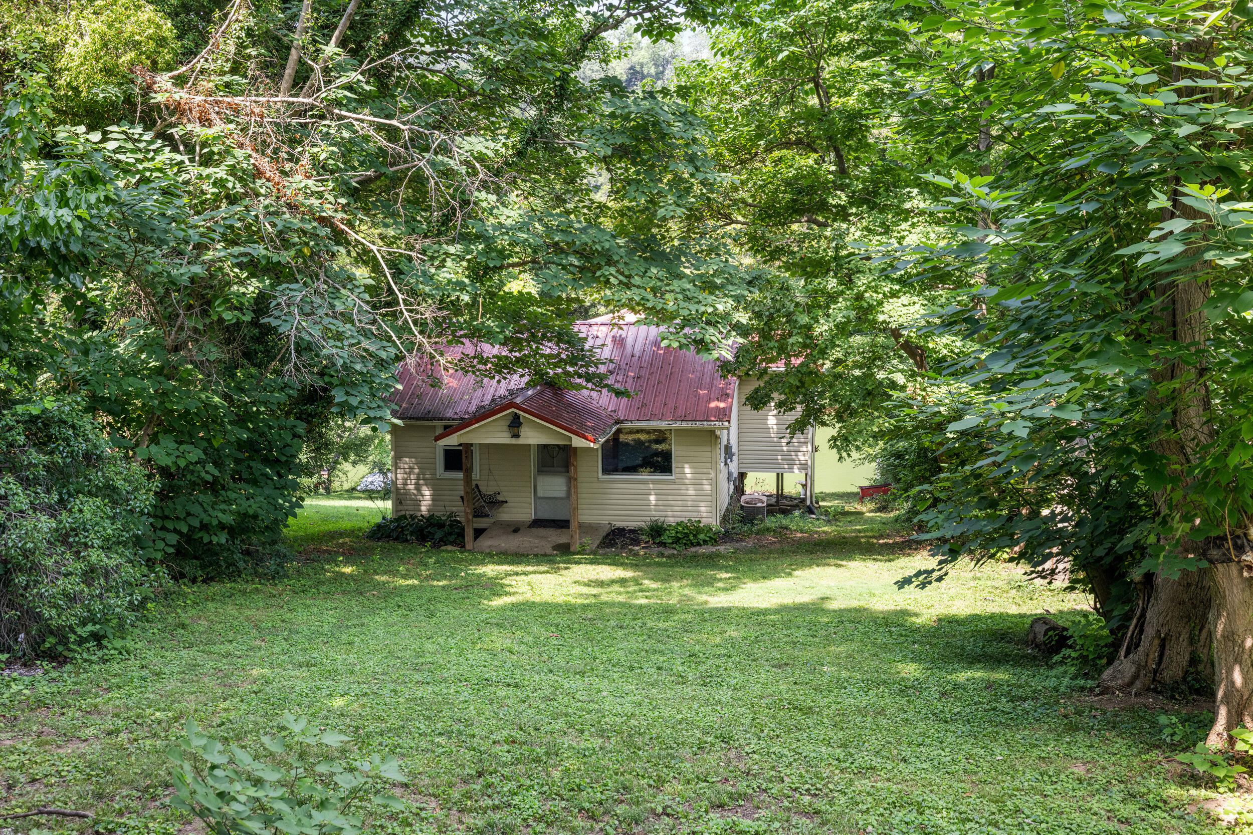 1780 Wells Landing Road Danville, KY 40422 - Photo 14 of 26 1_1h4a8993