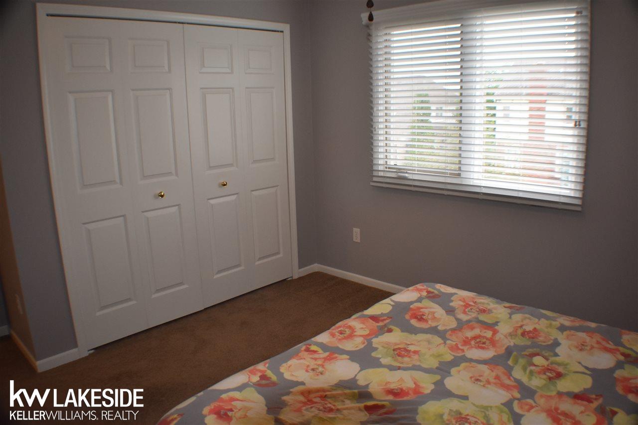 47115 Gloede Road Macomb, MI 48044 - Photo 29 of 49 31388416-29.JPG