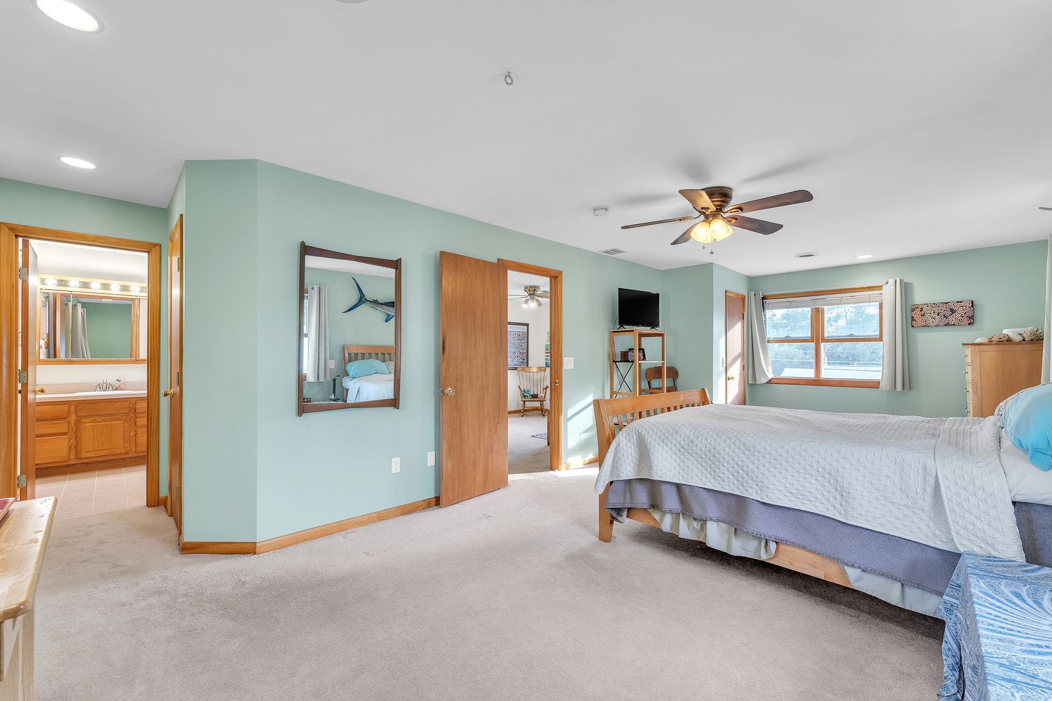 118 Dale Road Burlington, VT 05408 - Photo 21 of 47 Gallery Image 21