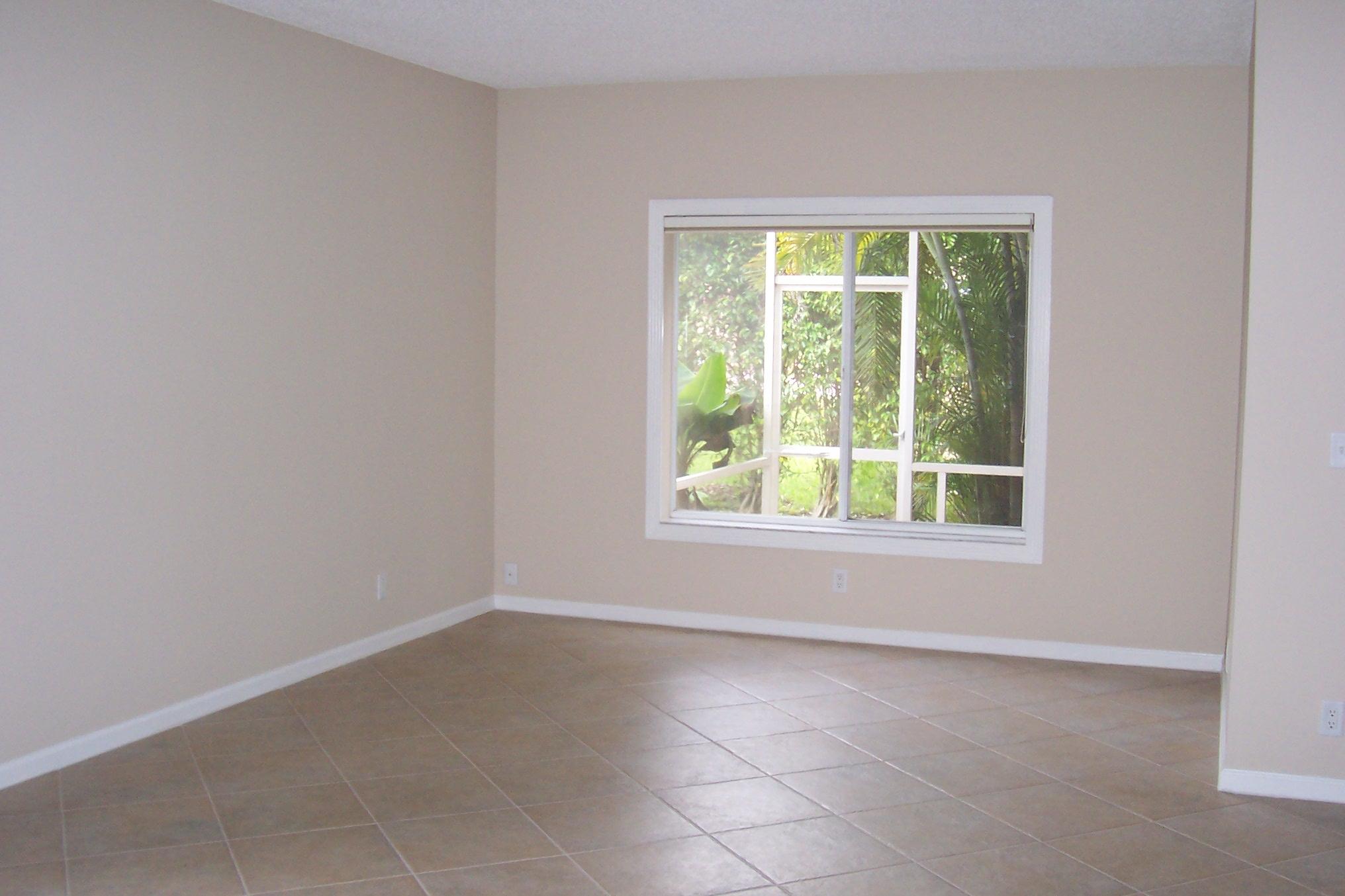 8351 Via Leonessa Boca Raton, FL 33433 - Photo 6 of 31 100_1377