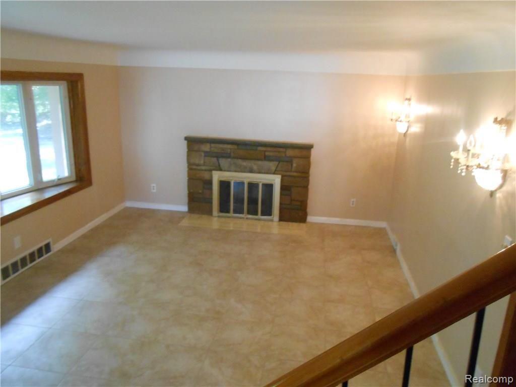 25655 Code Road Southfield, MI 48033 - Photo 70 of 74 DSCN9682.JPG