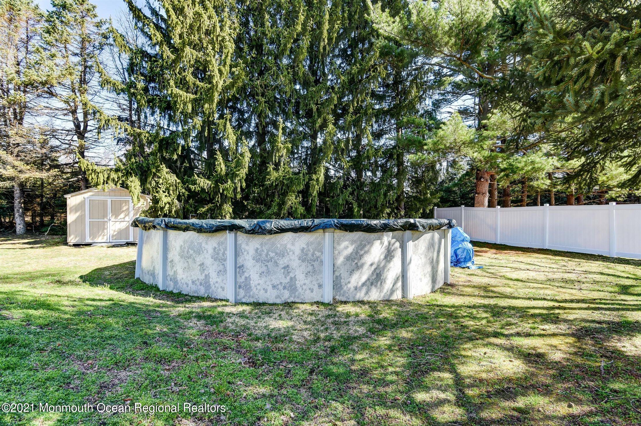 71 Brown Road Morganville, NJ 07751 - Photo 25 of 28 25-Pool