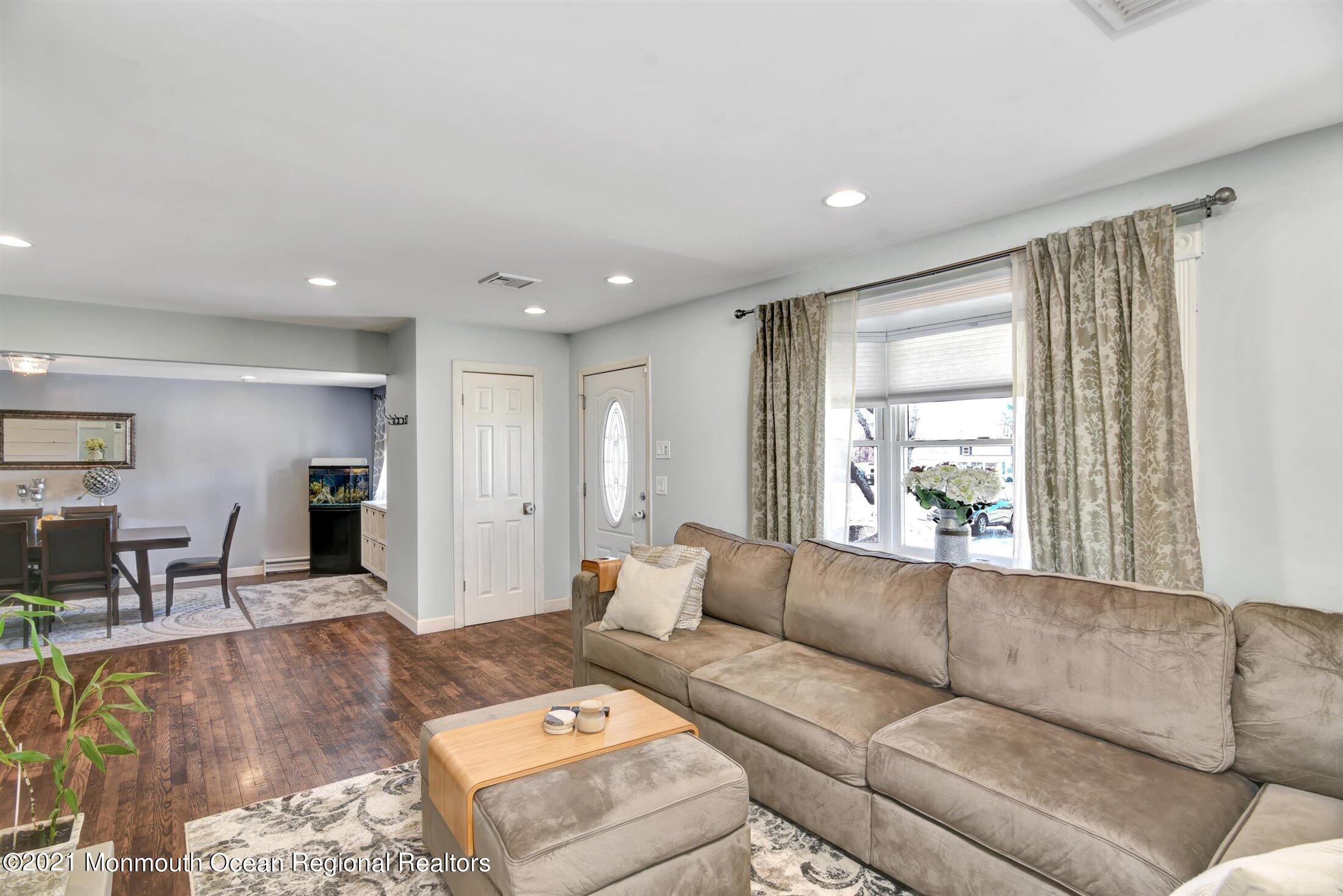 71 Brown Road Morganville, NJ 07751 - Photo 9 of 28 09-Living Room