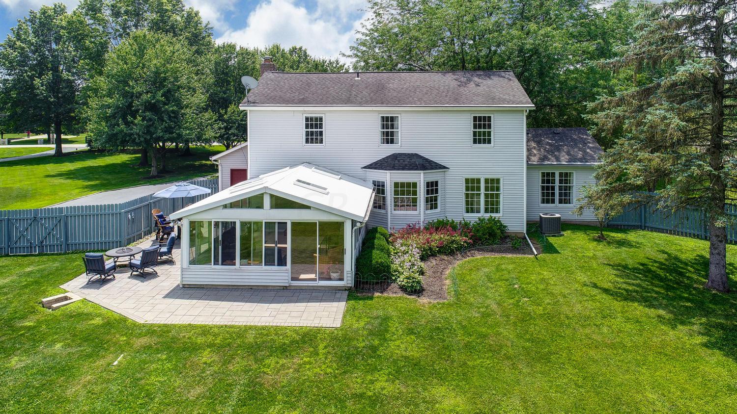 5220 Smothers Road Westerville, OH 43081 - Photo 3 of 62
