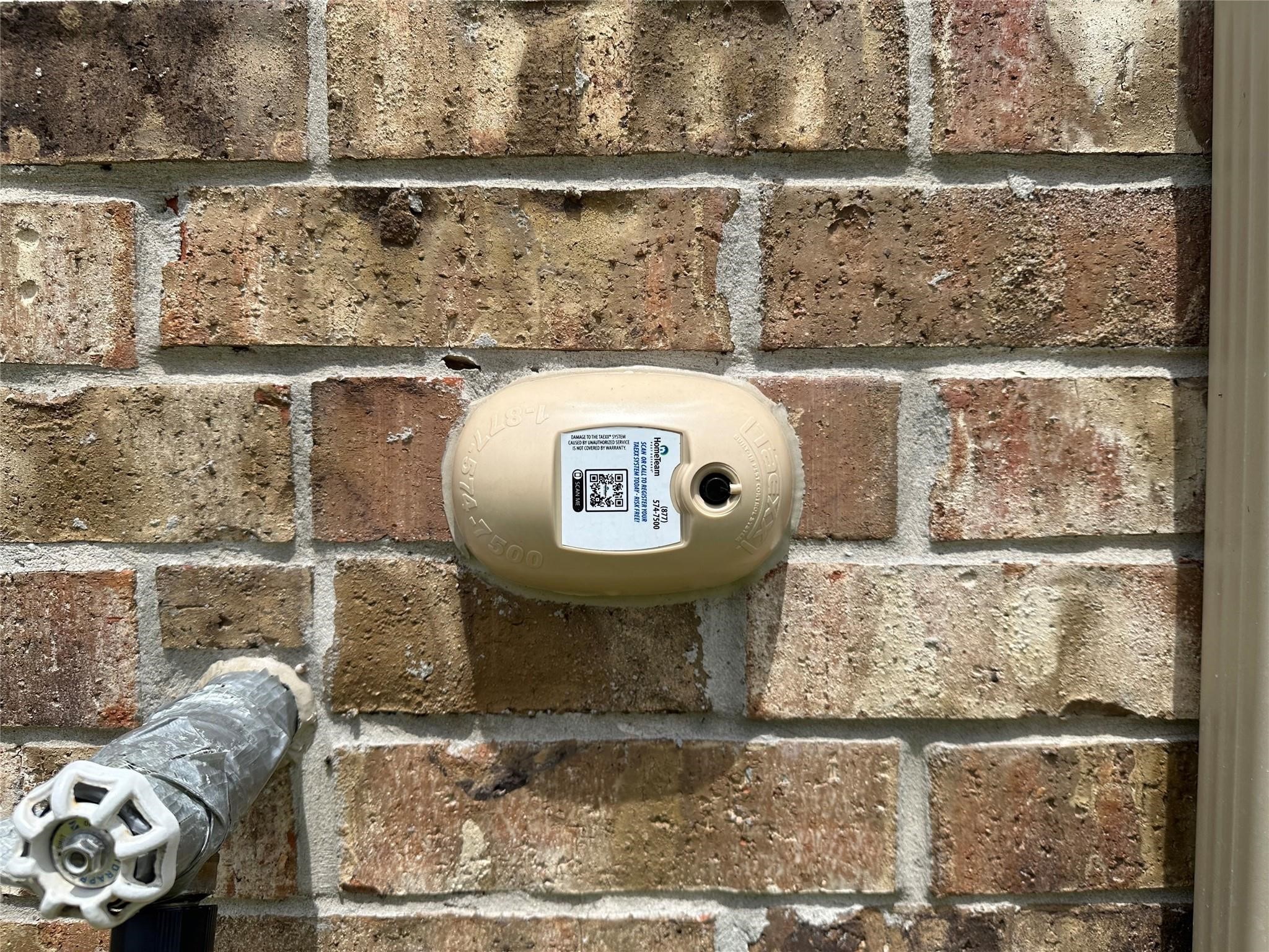 18 Keystone Court Angleton, TX 77515 - Photo 8 of 9