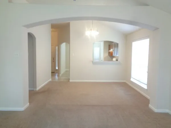 $1,925 | 19021 Hammer Lane, Porter, TX 77365