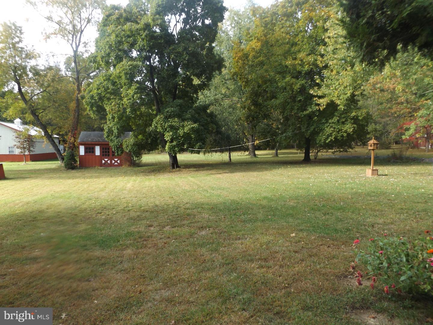 2128 Longview Road Warrington, PA 18976 - Photo 3 of 4 Gallery Image 3