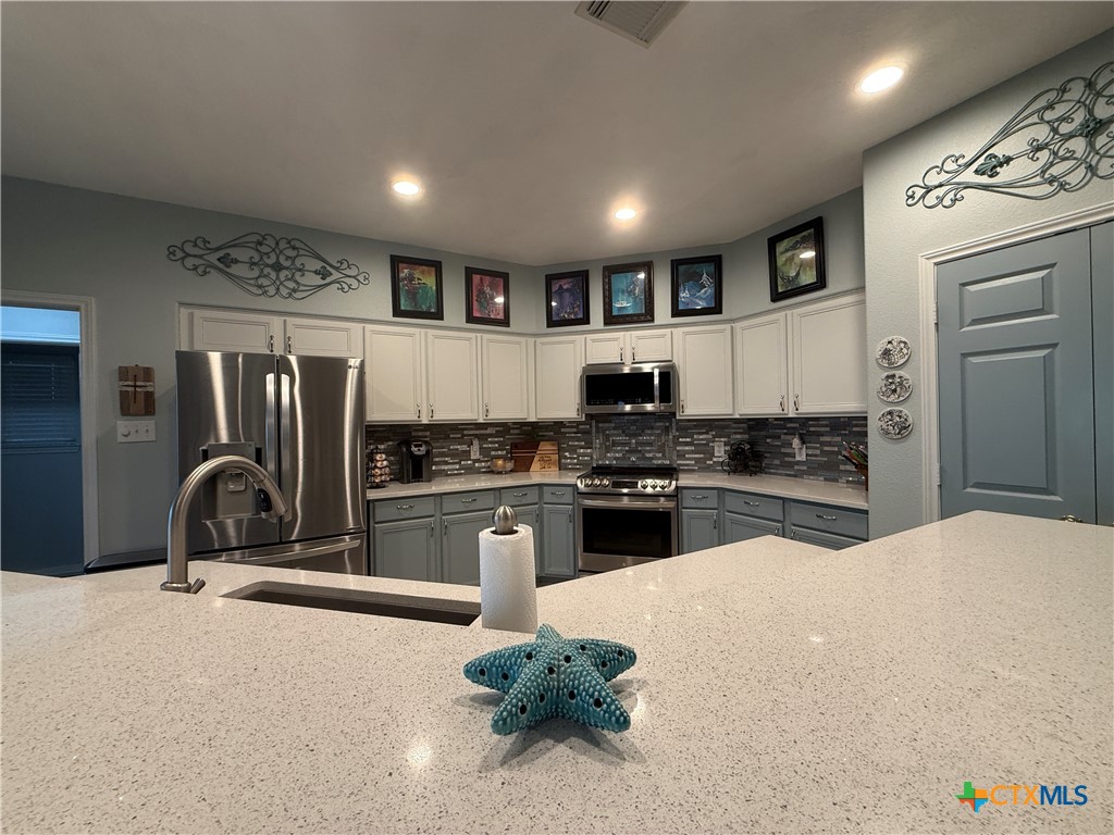 15 Alley Way Port Lavaca, TX 77979 - Photo 16 of 47