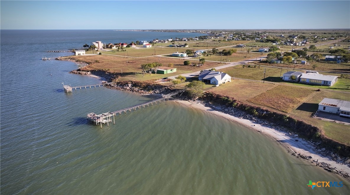 15 Alley Way Port Lavaca, TX 77979 - Photo 8 of 47