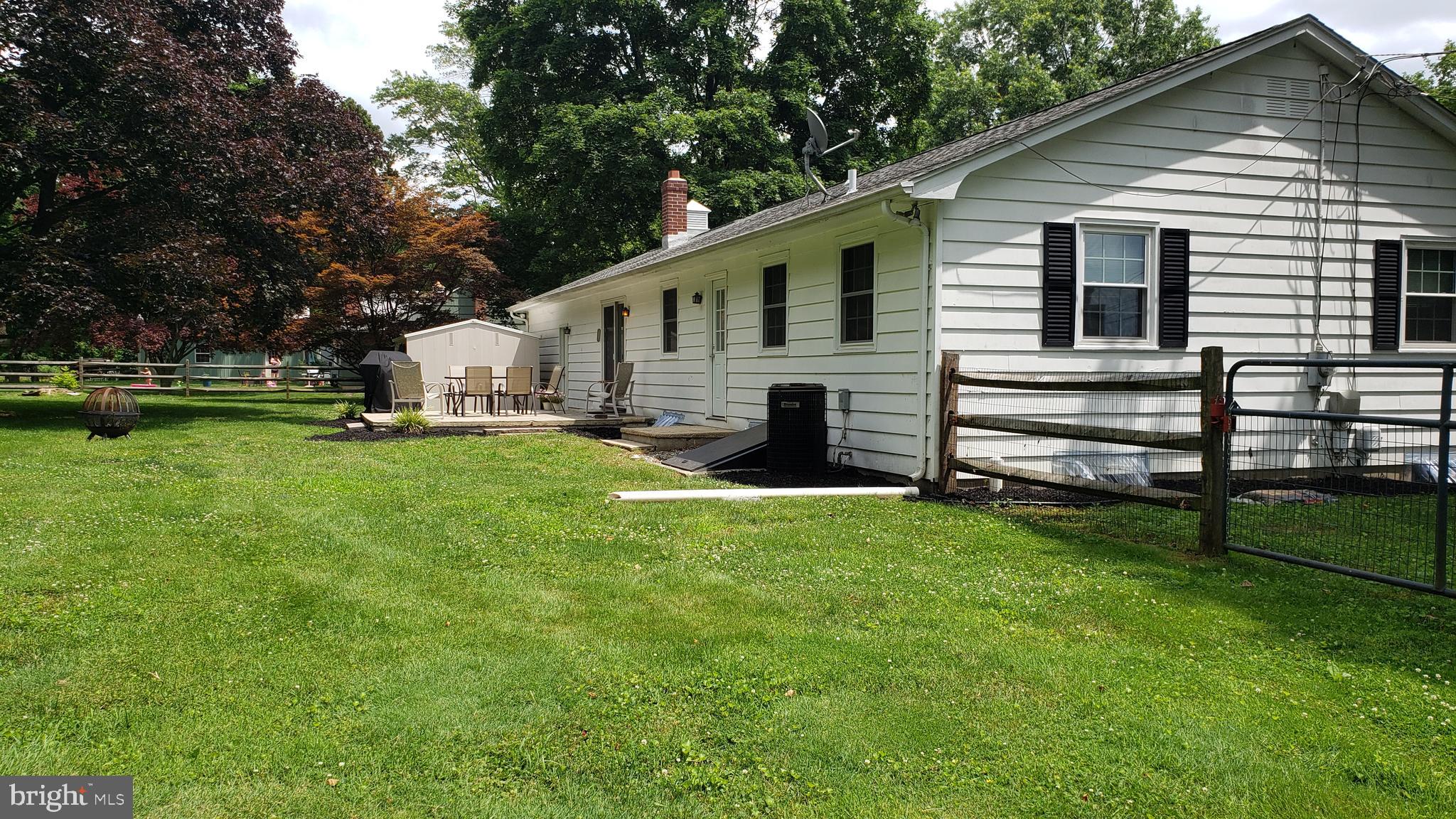 362 Mansfield Road East Columbus, NJ 08022 - Photo 3 of 35