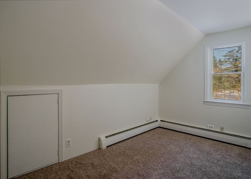 218 Pleasant Valley Road Brattleboro, VT 05301 - Photo 14 of 24