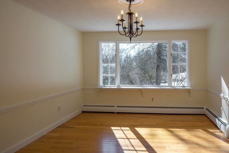 218 Pleasant Valley Road Brattleboro, VT 05301 - Photo 6 of 24