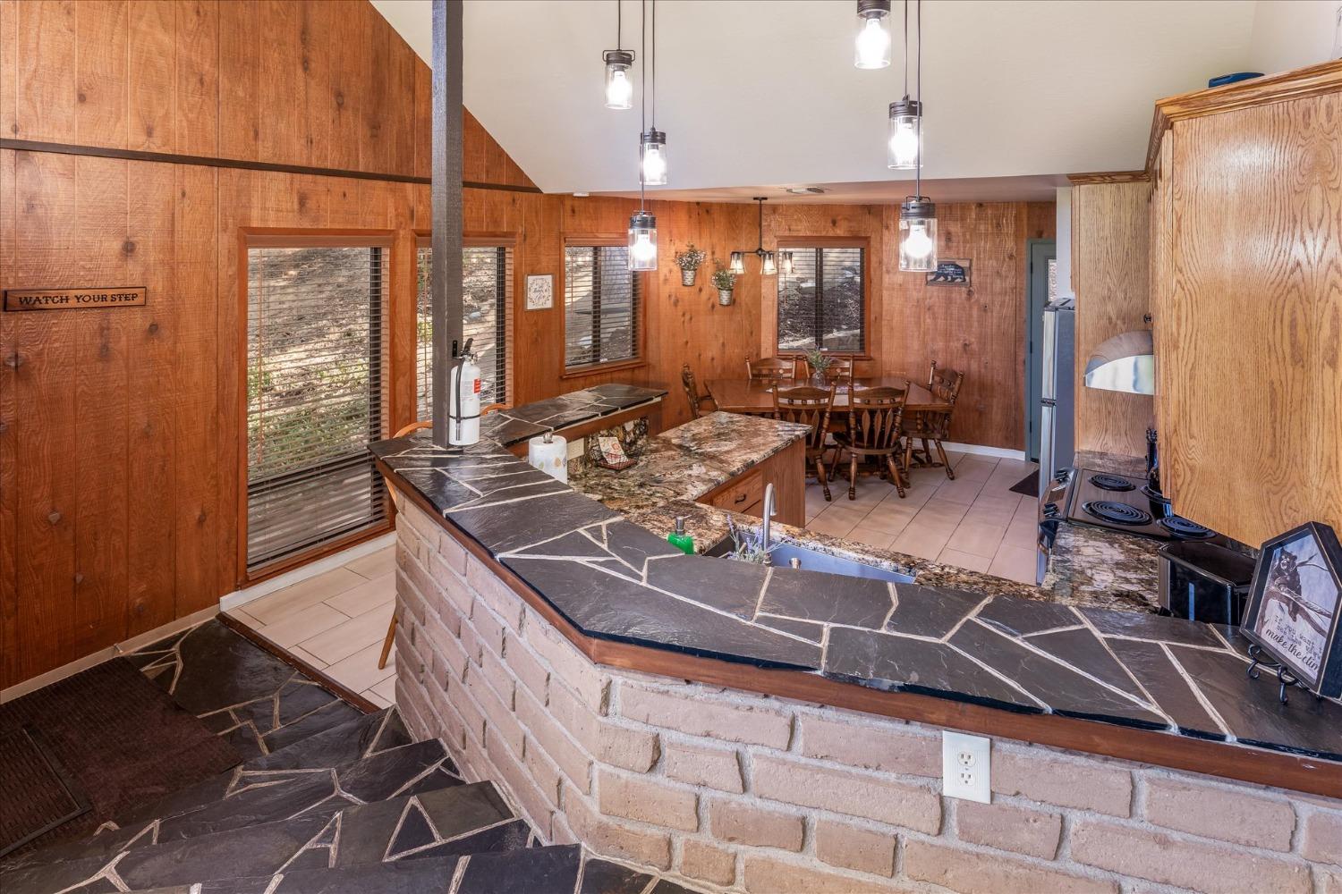 42553 Buckeye Road Oakhurst, CA 93644 - Photo 13 of 30 Gallery Image 13
