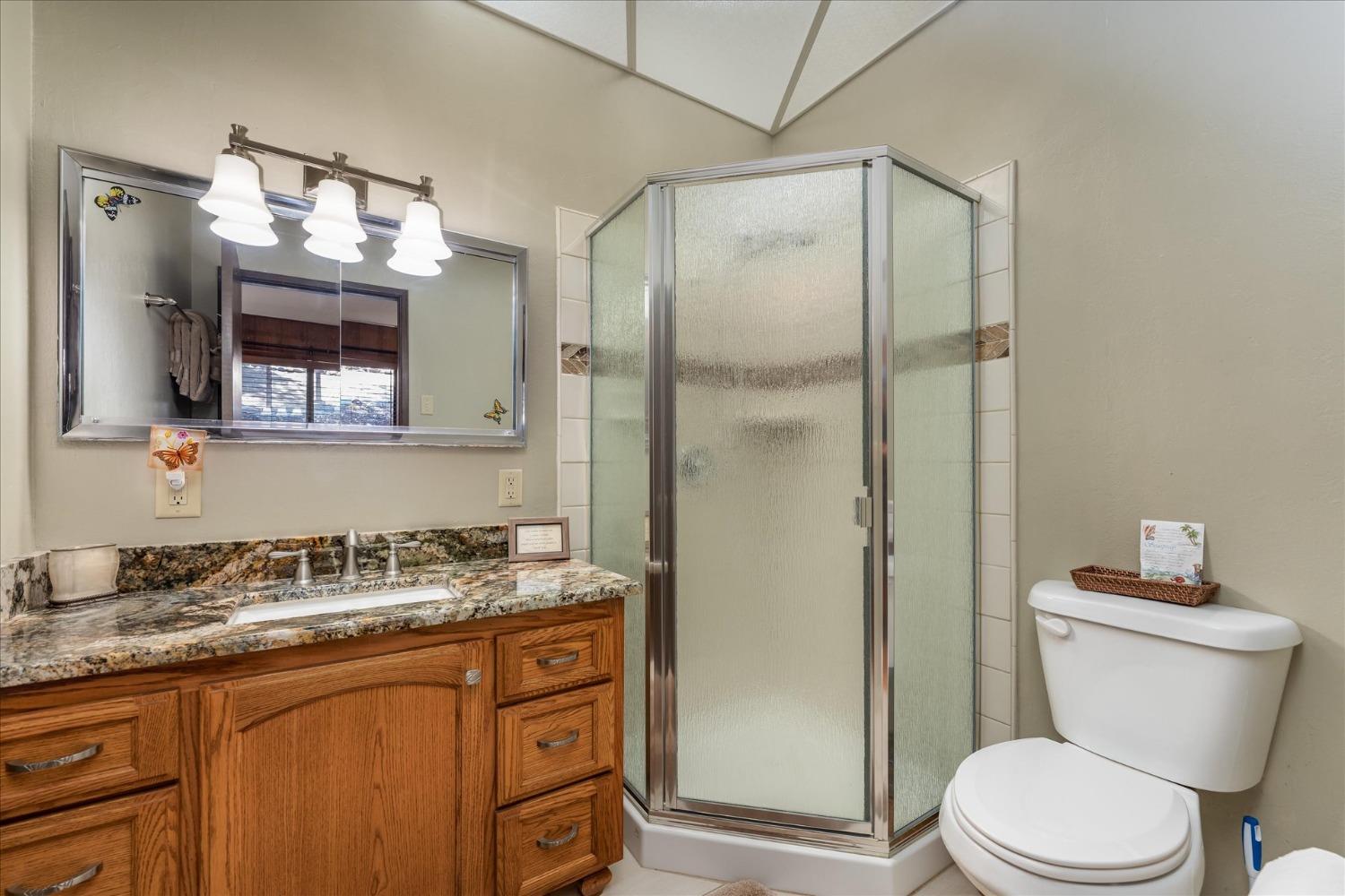 42553 Buckeye Road Oakhurst, CA 93644 - Photo 23 of 30 Gallery Image 23