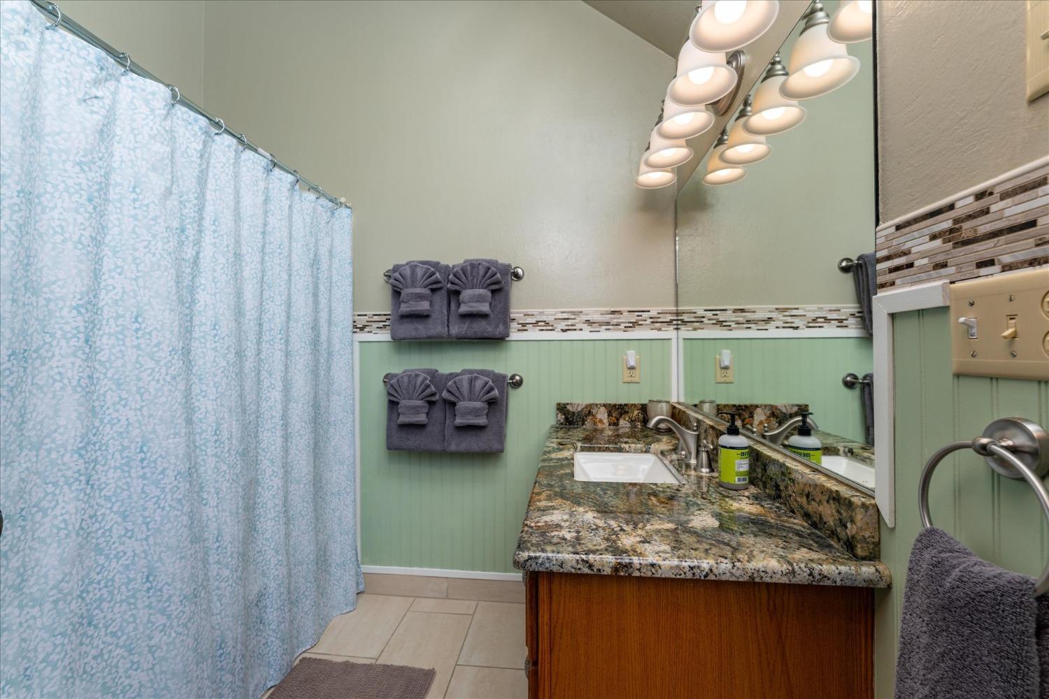 42553 Buckeye Road Oakhurst, CA 93644 - Photo 25 of 30 Gallery Image 25