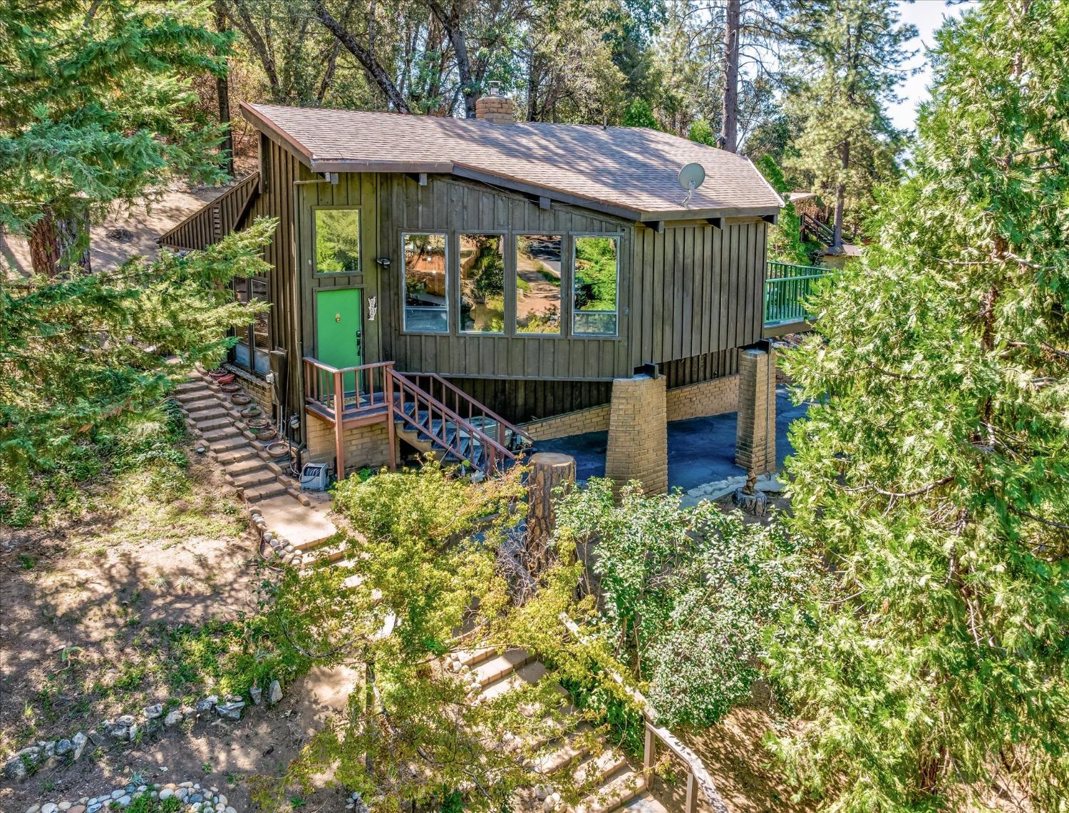 42553 Buckeye Road Oakhurst, CA 93644 - Photo 4 of 30 Gallery Image 4