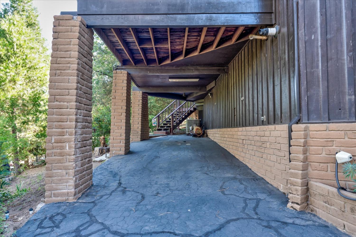 42553 Buckeye Road Oakhurst, CA 93644 - Photo 7 of 30 Gallery Image 7