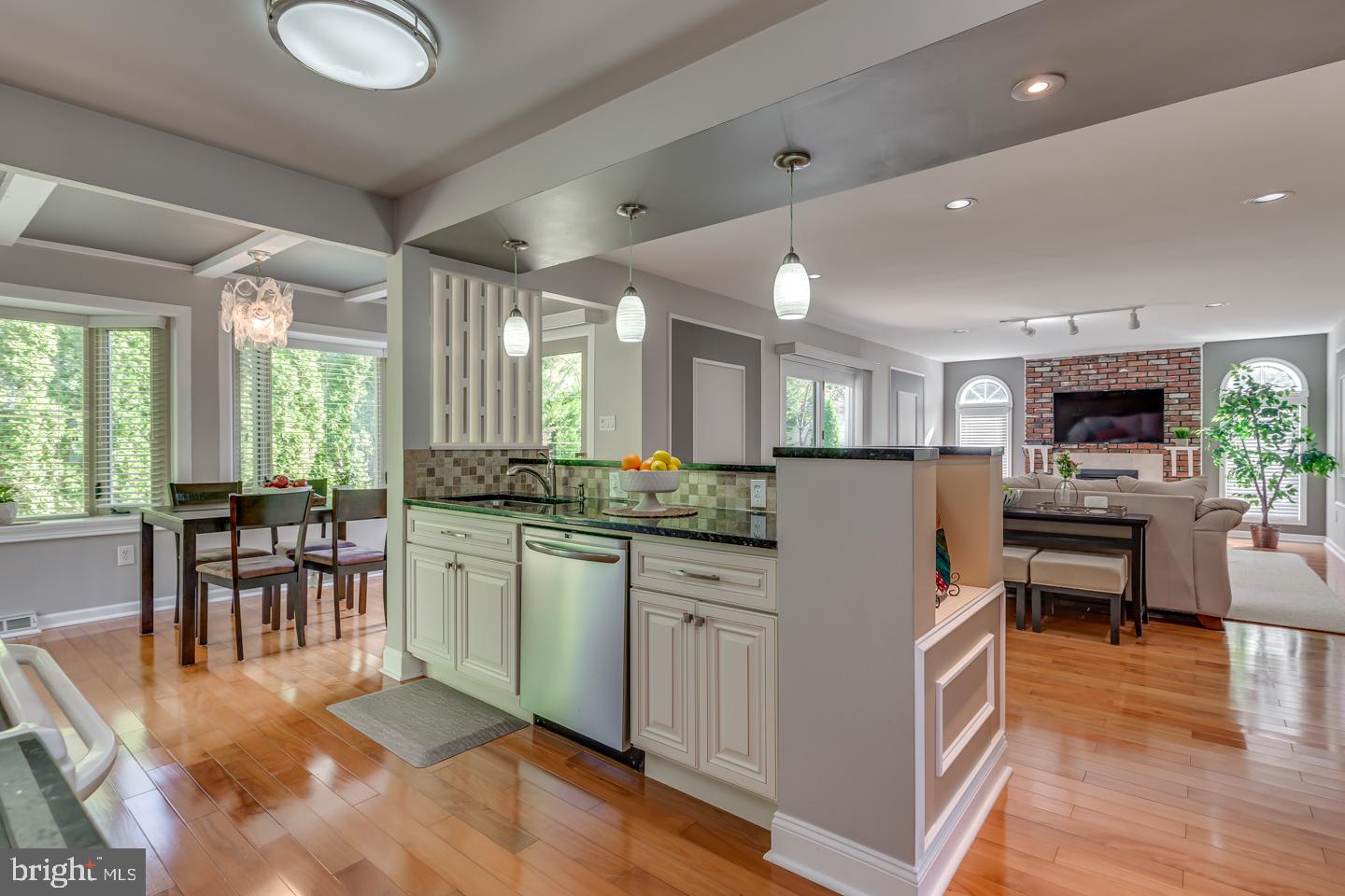 103 Hart Road Cherry Hill, NJ 08034 - Photo 12 of 43 Kitchen