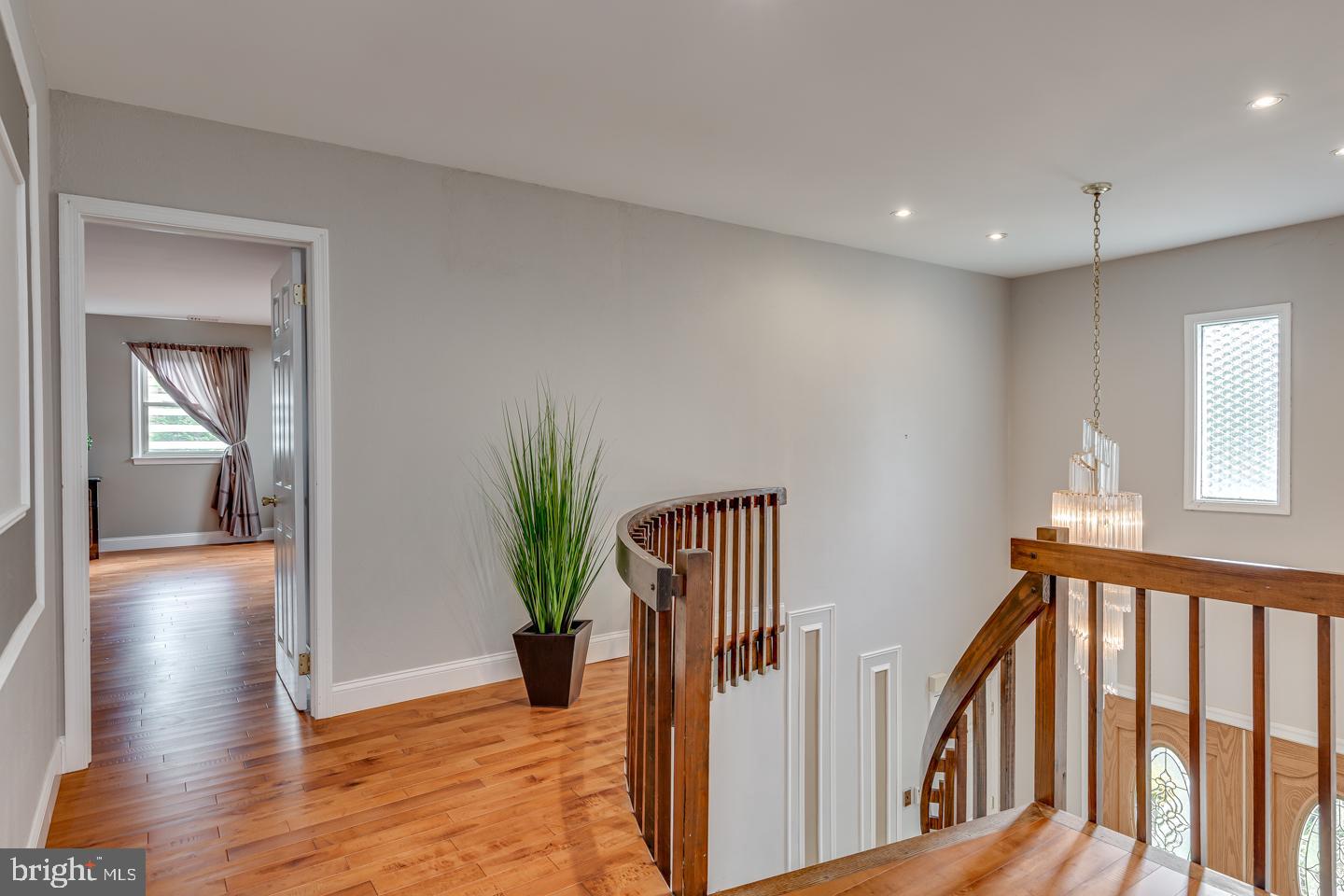 103 Hart Road Cherry Hill, NJ 08034 - Photo 24 of 43 Upstairs Hallway