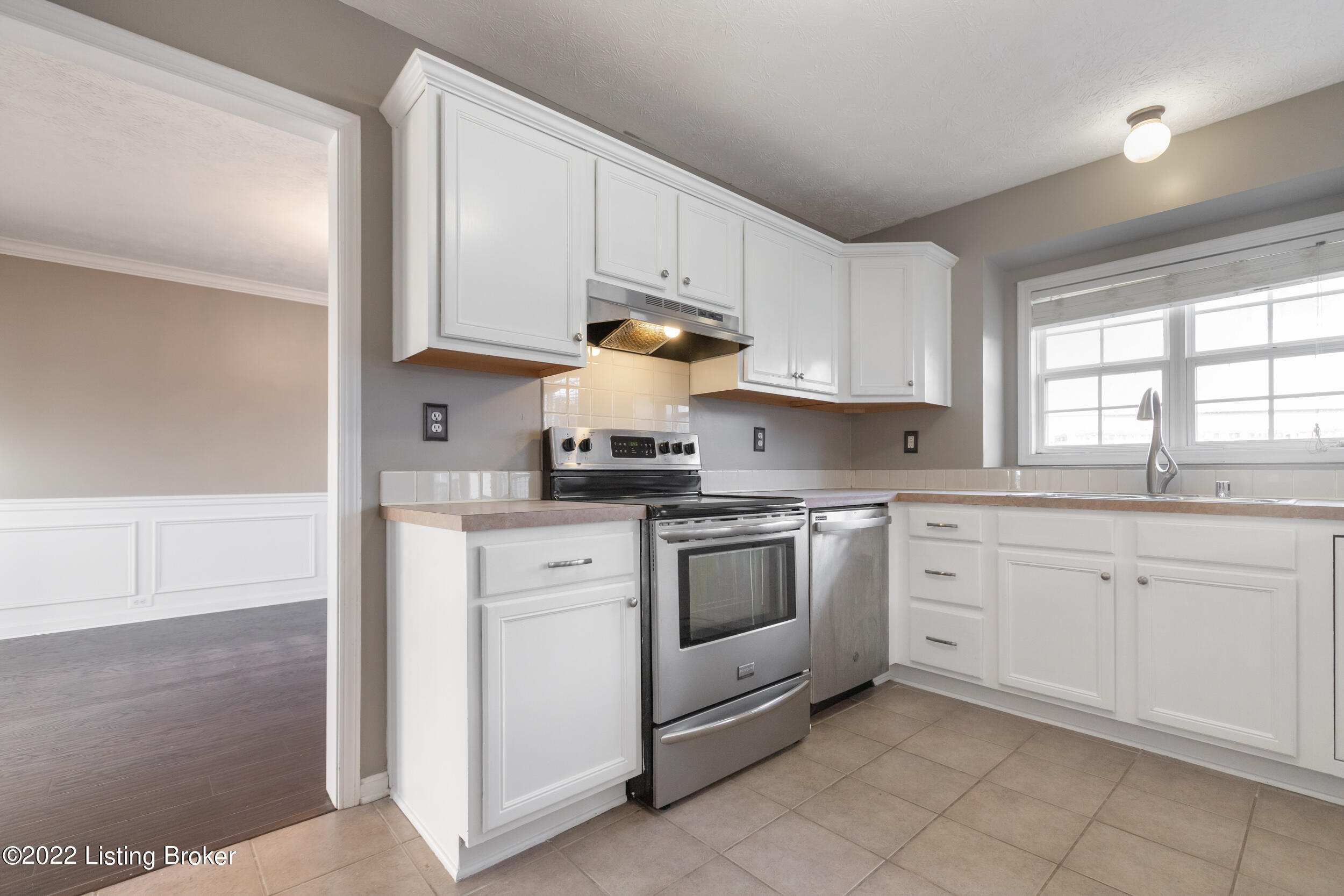 8415 Adams Run Road Louisville, KY 40228 - Photo 17 of 75 8415 Adams Run Road-29
