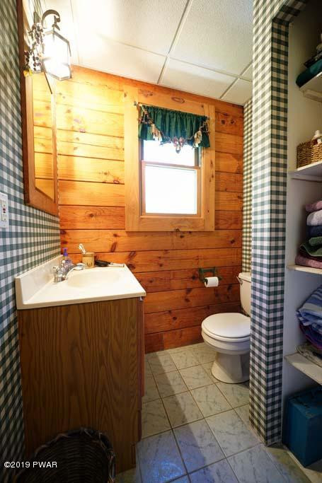 62 Deer Run Road Lakeville, PA 18438 - Photo 10 of 24