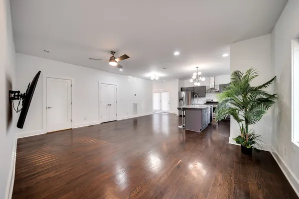$2,990 | 31 Perkins Street, Nashville, TN 37210