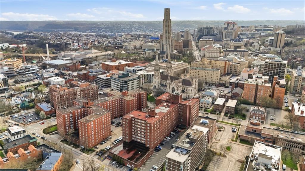 128 North Craig Street, Unit 814 Pittsburgh, PA 15213 - Photo 32 of 34 an aerial view of a city with lots of residential buildings