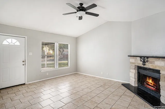 $175,000 | 10023 Amber Field Drive, San Antonio, TX 78245