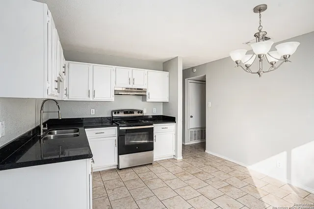 $175,000 | 10023 Amber Field Drive, San Antonio, TX 78245