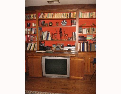 100 Hawthorne Road Fox Chapel, PA 15238 - Photo 5 of 15 Den/Family/Great Room. Ready for a Super Bowl or Stanley Cup, the large screen television is included in the purchase price.