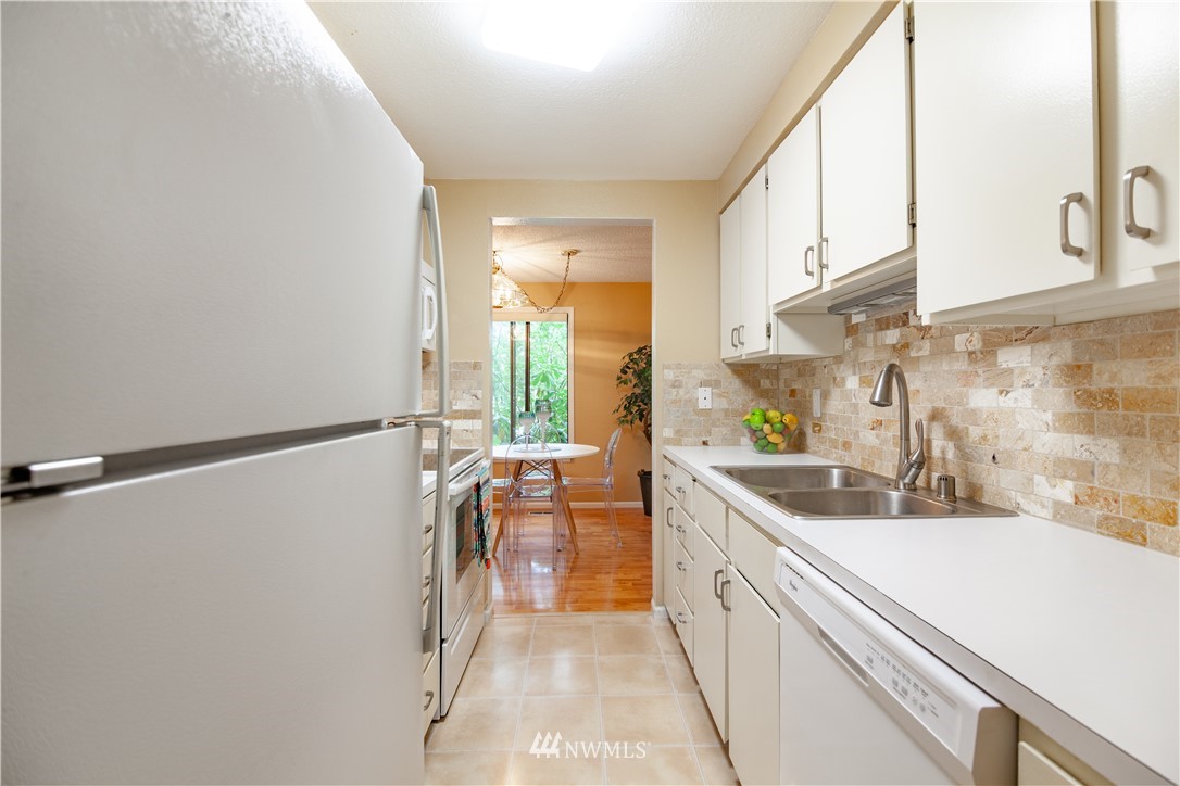12211 Bel-Red Road, Unit A103 Bellevue, WA 98005 - Photo 8 of 18 Gallery Image 8