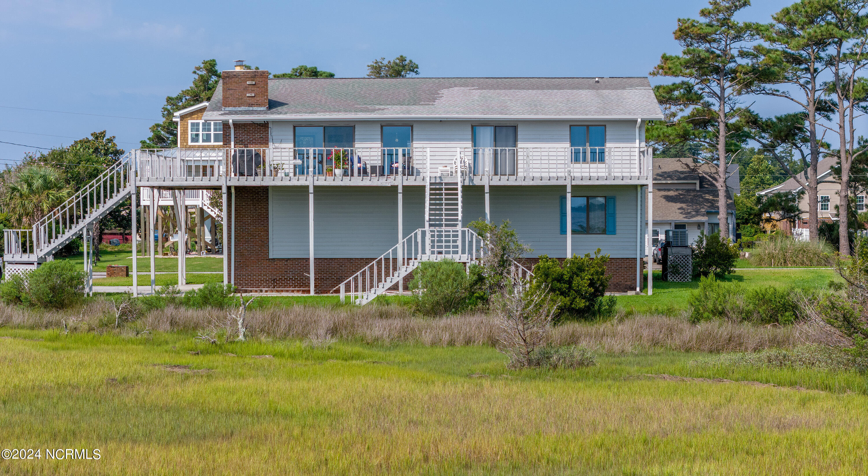 505 Perkins Road Beaufort, NC 28516 - Photo 3 of 31 Back of house