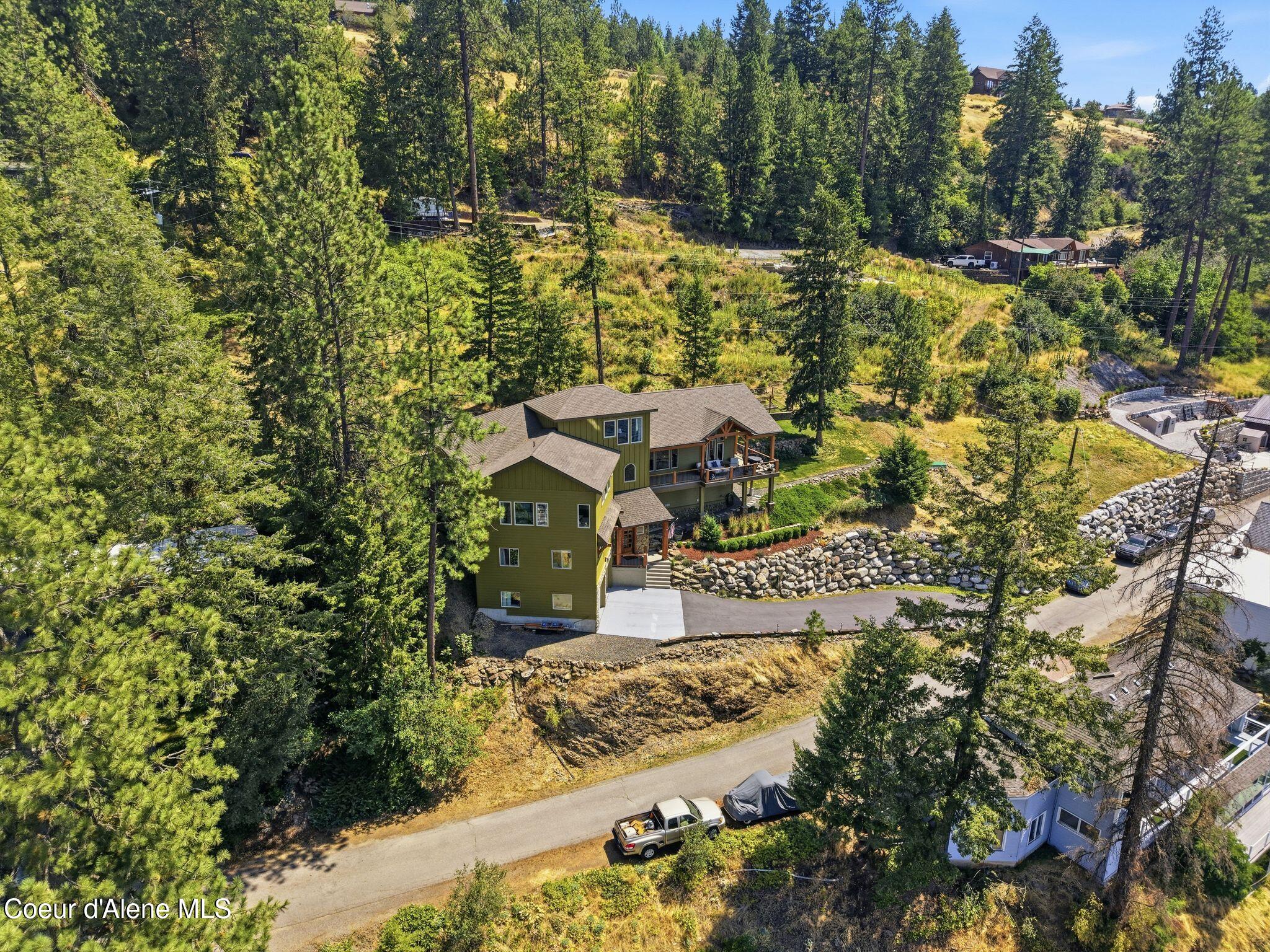 2212 South Silver Beach Road Coeur D'Alene, ID 83814 - Photo 103 of 112 Ample Green Space Privacy