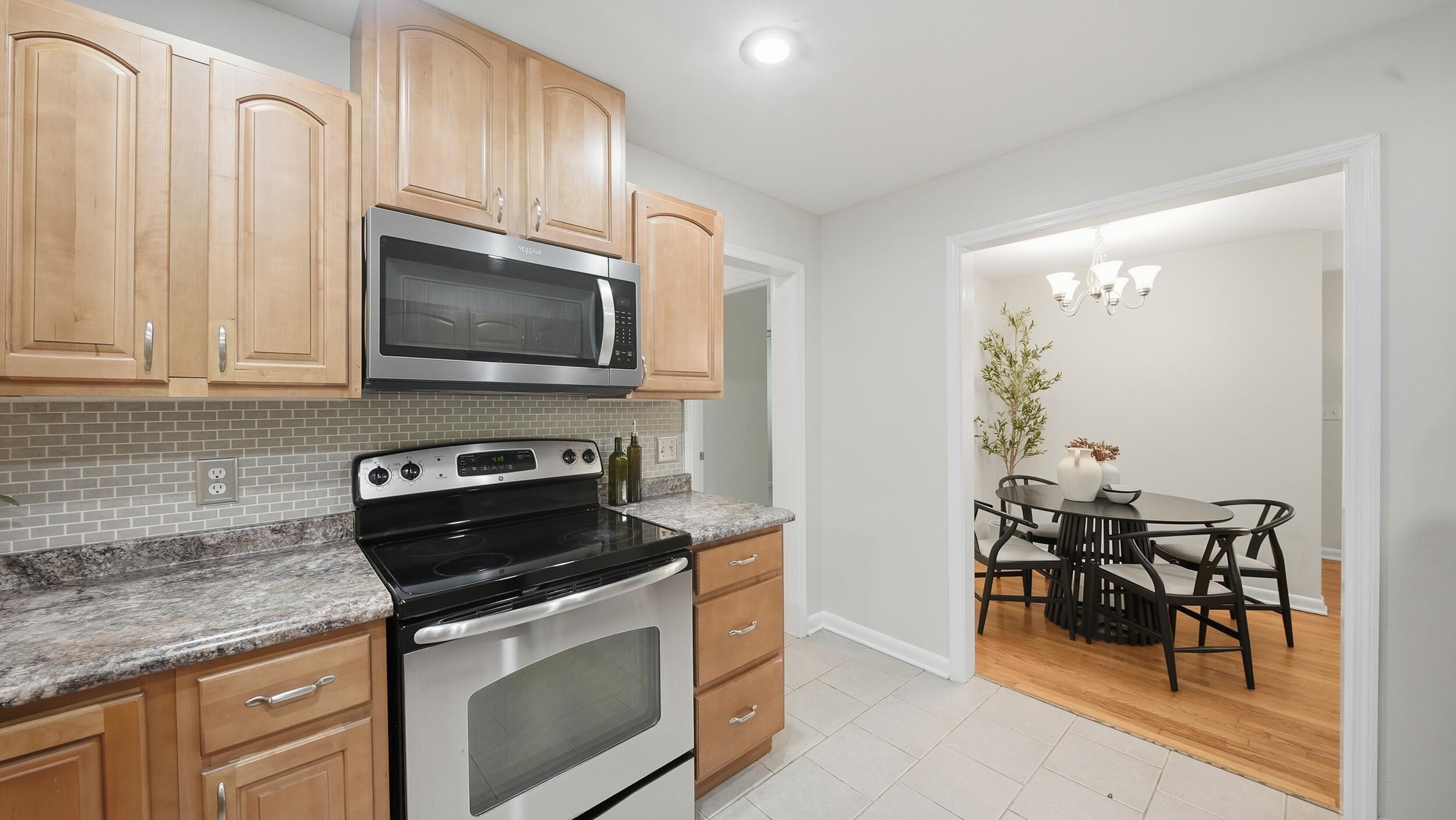 5415 May Circle Hixson, TN 37343 - Photo 11 of 43 17_5415_may_cir_chattanooga_012