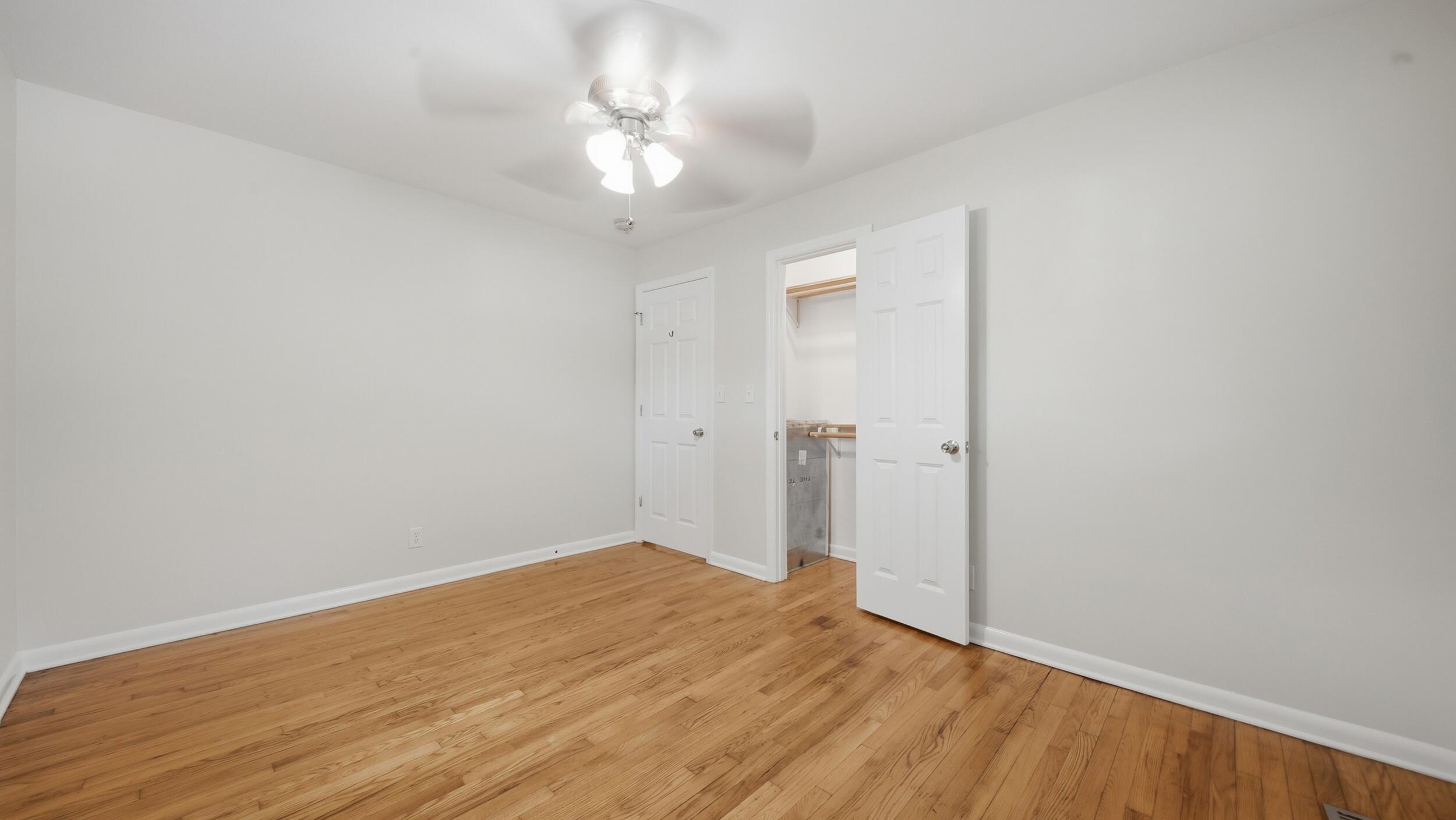 5415 May Circle Hixson, TN 37343 - Photo 21 of 43 31_5415_may_cir_chattanooga_025