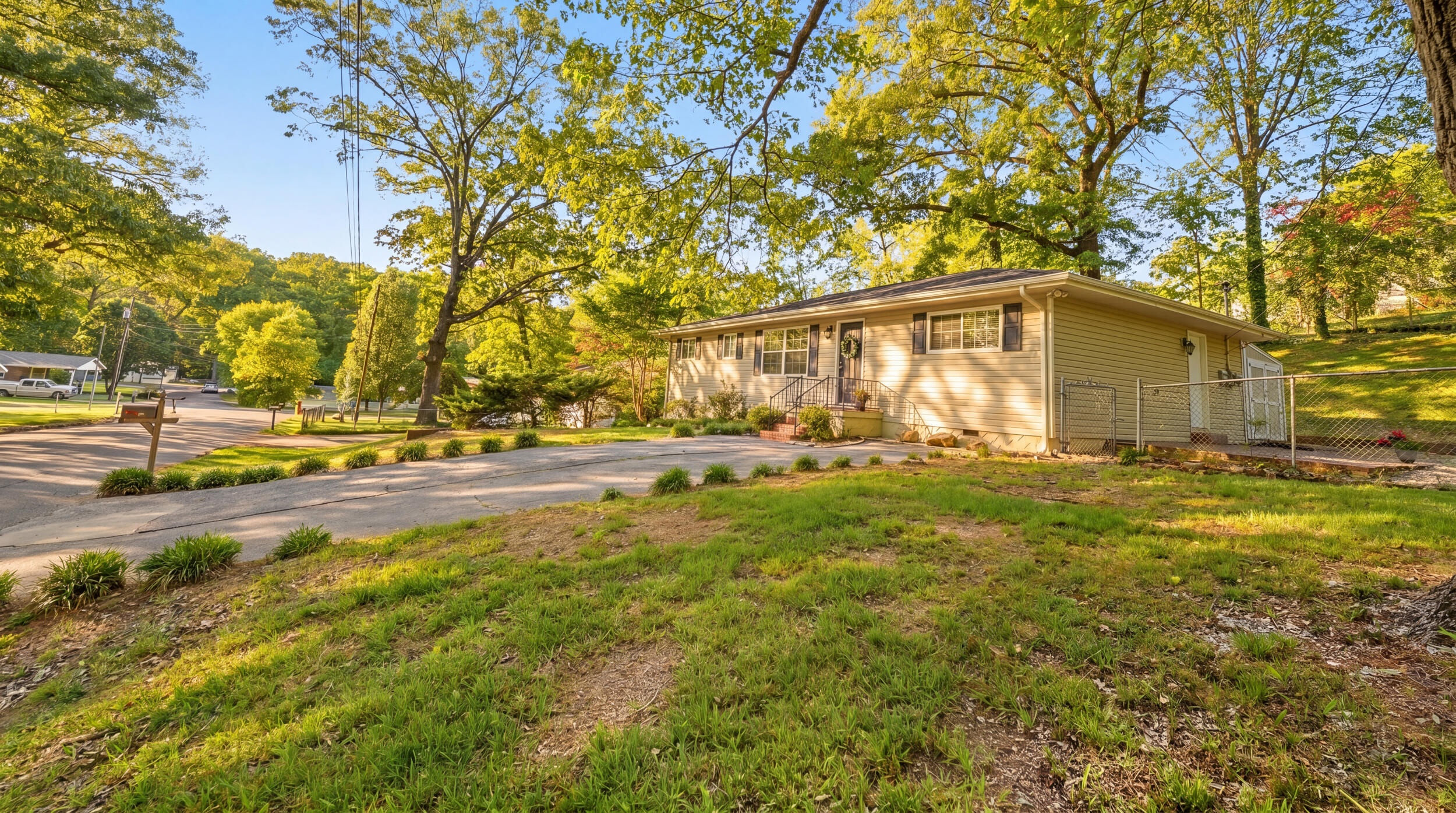 5415 May Circle Hixson, TN 37343 - Photo 39 of 43 3_5415_may_cir_chattanooga_002