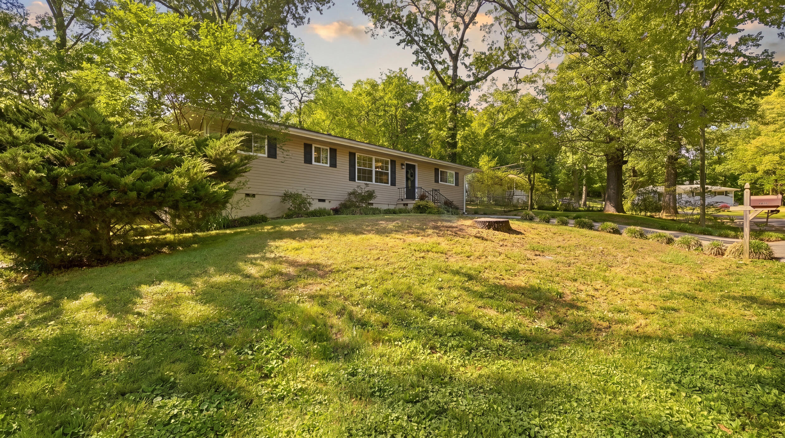 5415 May Circle Hixson, TN 37343 - Photo 40 of 43 5_5415_may_cir_chattanooga_003