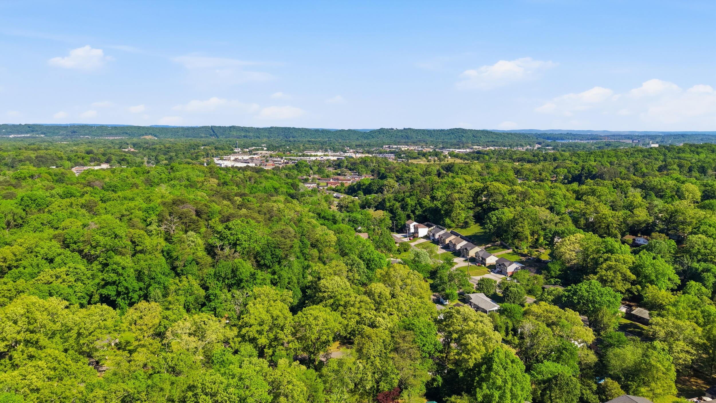 5415 May Circle Hixson, TN 37343 - Photo 43 of 43 8_5415_may_cir_chattanooga_drone_004