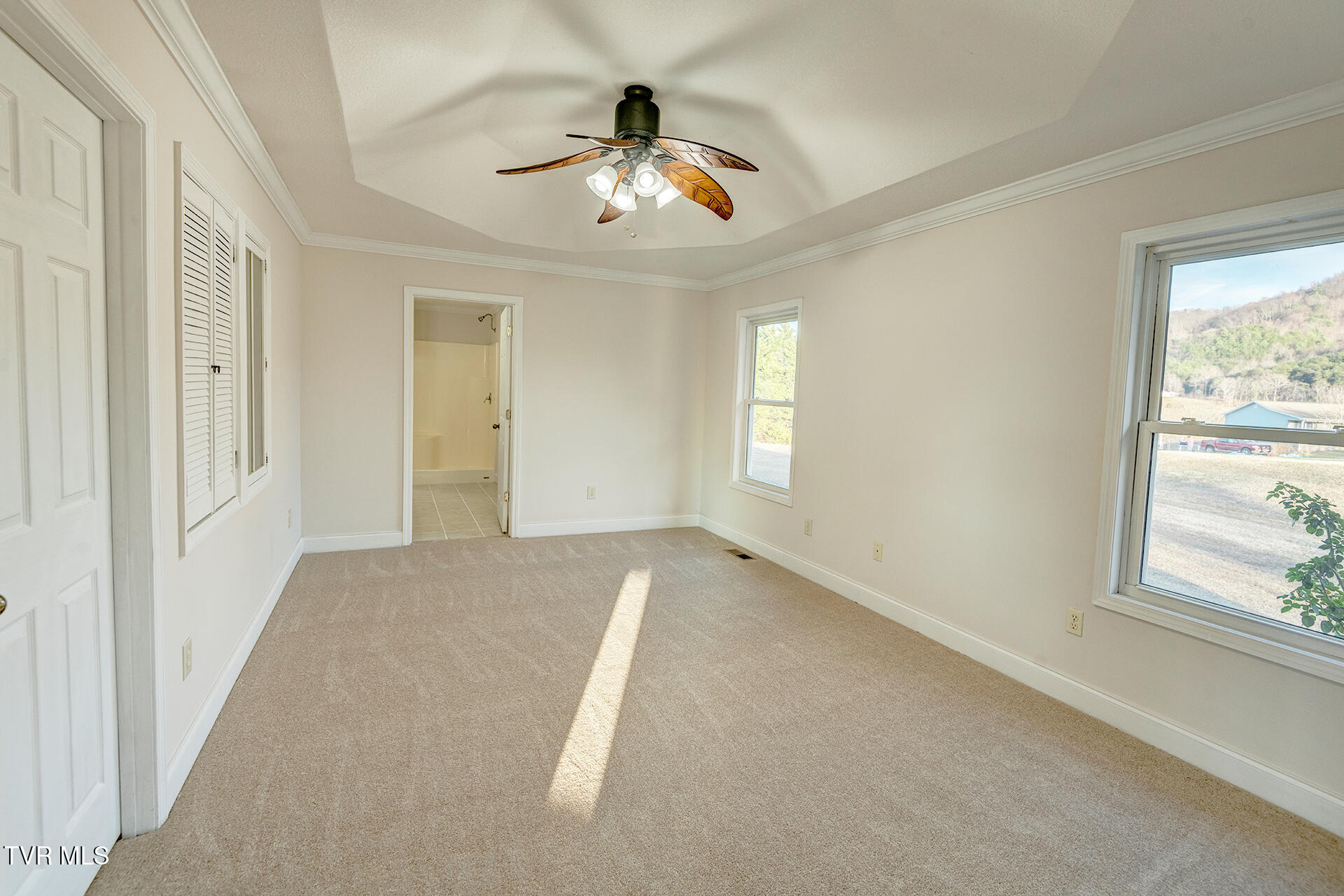 1002 Dawning Road Newport, TN 37821 - Photo 22 of 50 D-Neas-1002-Dawning-Interior-2759