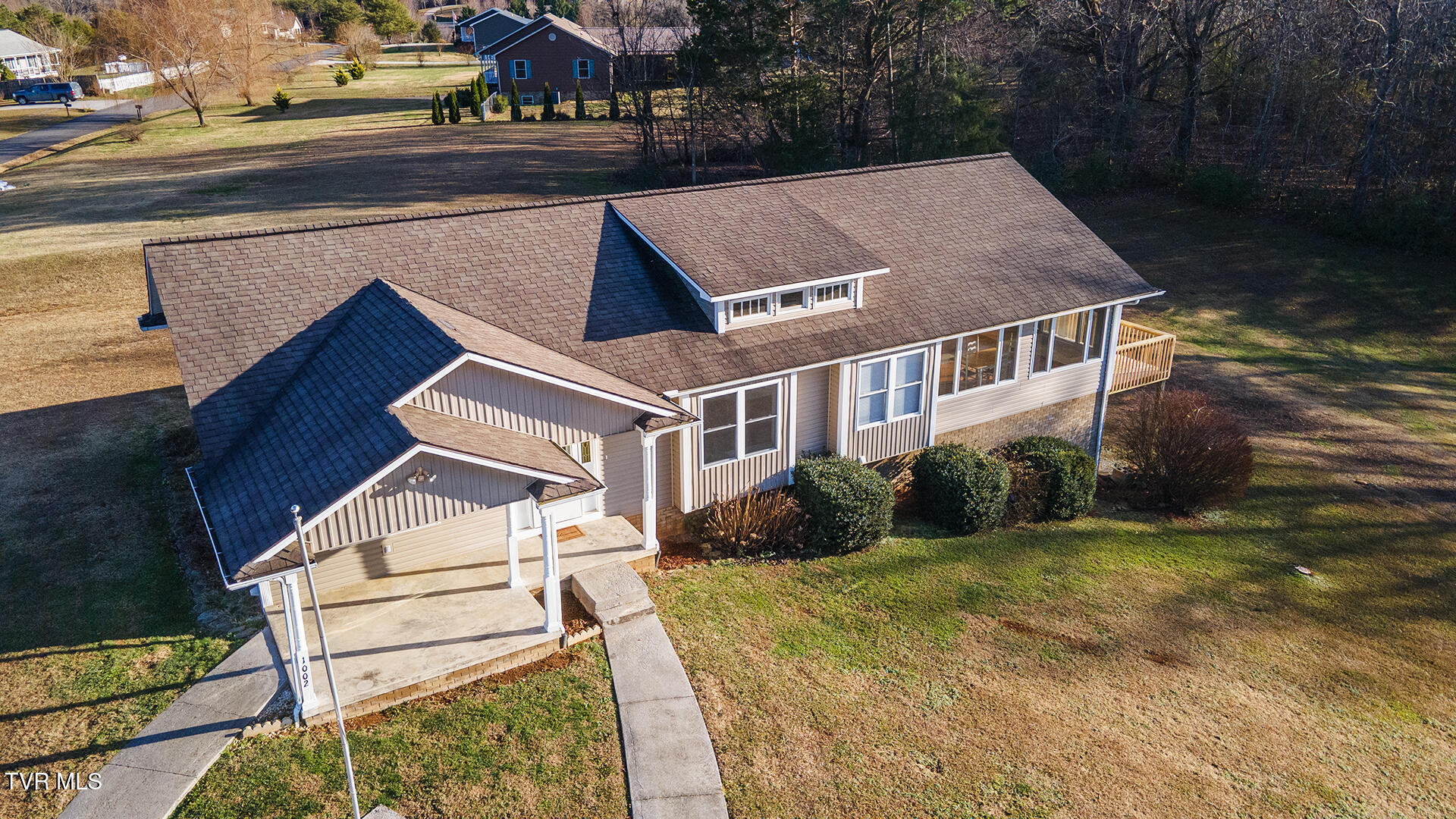 1002 Dawning Road Newport, TN 37821 - Photo 3 of 50 D-Neas-1002-Dawning-Aerial_0560