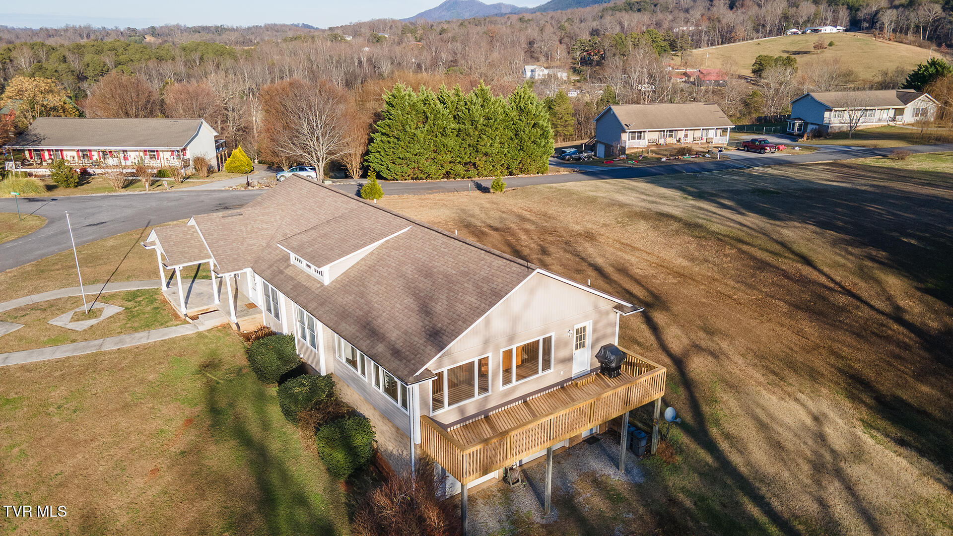 1002 Dawning Road Newport, TN 37821 - Photo 8 of 50 D-Neas-1002-Dawning-Aerial_0587