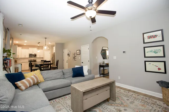 $429,000 | 1252 Yellowwood Drive, Aberdeen, NC 28315