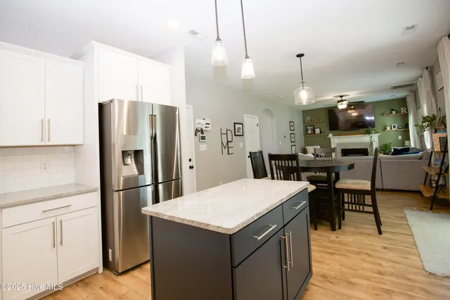 $429,000 | 1252 Yellowwood Drive, Aberdeen, NC 28315