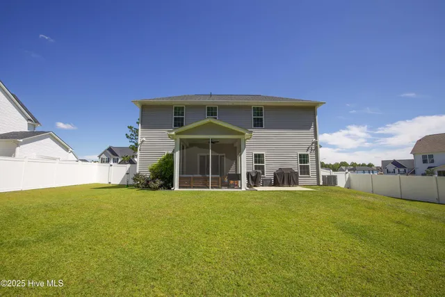 $429,000 | 1252 Yellowwood Drive, Aberdeen, NC 28315