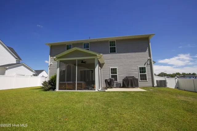 $429,000 | 1252 Yellowwood Drive, Aberdeen, NC 28315