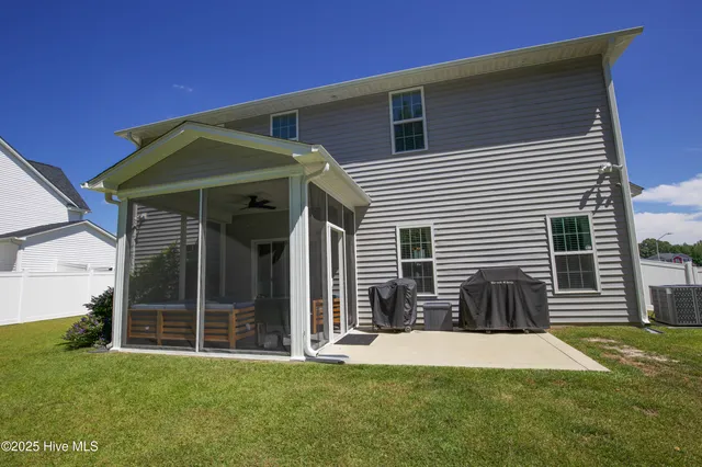 $429,000 | 1252 Yellowwood Drive, Aberdeen, NC 28315