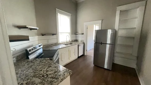 $1,200 | 2109 Highland Avenue, Shreveport, LA 71104